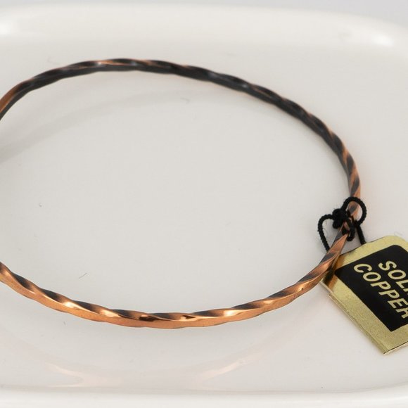 Vintage Solid Copper Heart Bangle Bracelet Hook Clasp Twisted 7 inch - Picture 4 of 4